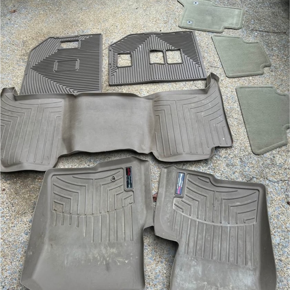 Ford Tan and Gray Car Floor Mats